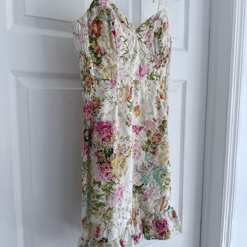 ASTR The Label Mireille Floral Eyelet Mini Dress White Multicolor Size M - Picture 5 of 11